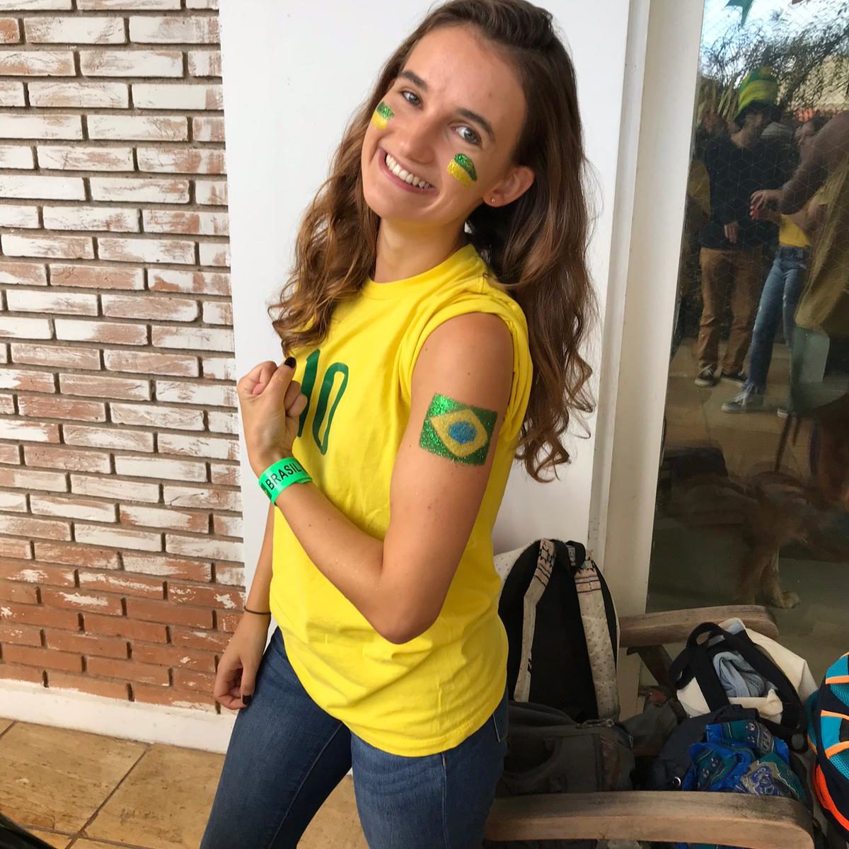 EduMais volunteer Emily volunteering in the favelas as an English teacher on EduMais' English and Community English programs in Rio de Janeiro