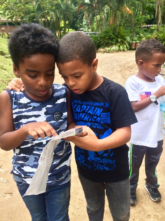 Kids at Jardim Botânico with Hannah